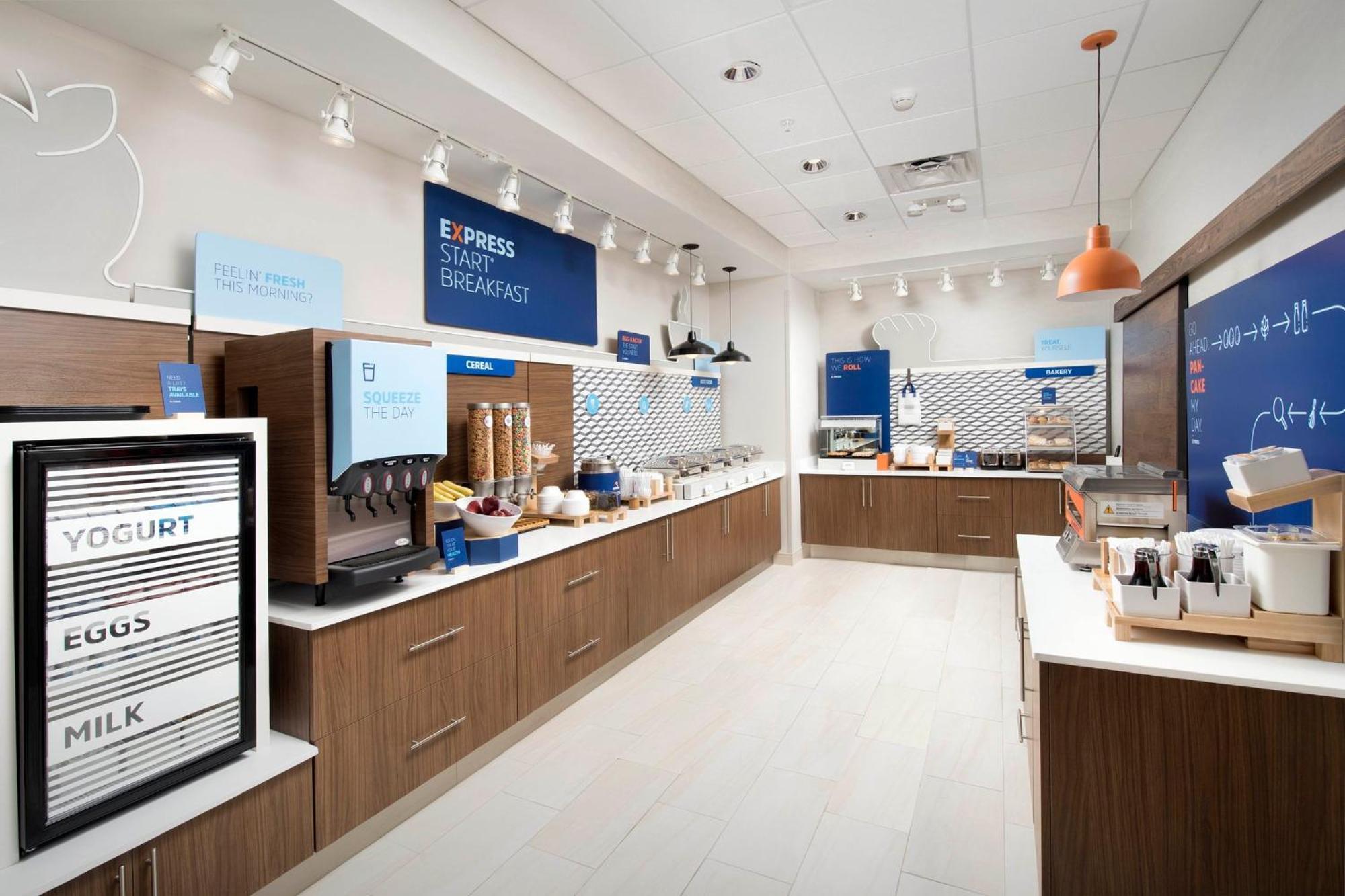 Holiday Inn Express & Suites Waynesboro East Luaran gambar